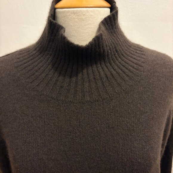 Banana Republic Brushed Cashmere Mock-Neck Sweater in Chocolate Brown - Picture 5 of 8
